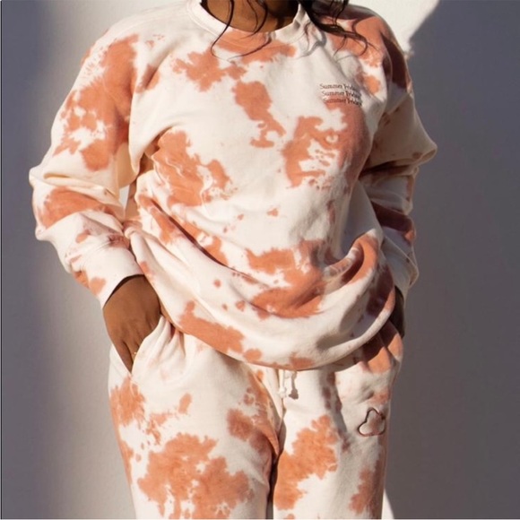 Summer Fridays 2 Piece Pink Tie Dys Sweat Pants & Sweat Shirt (set) ☁️ - Picture 4 of 16